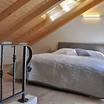 Guest house With The And Sea View Split